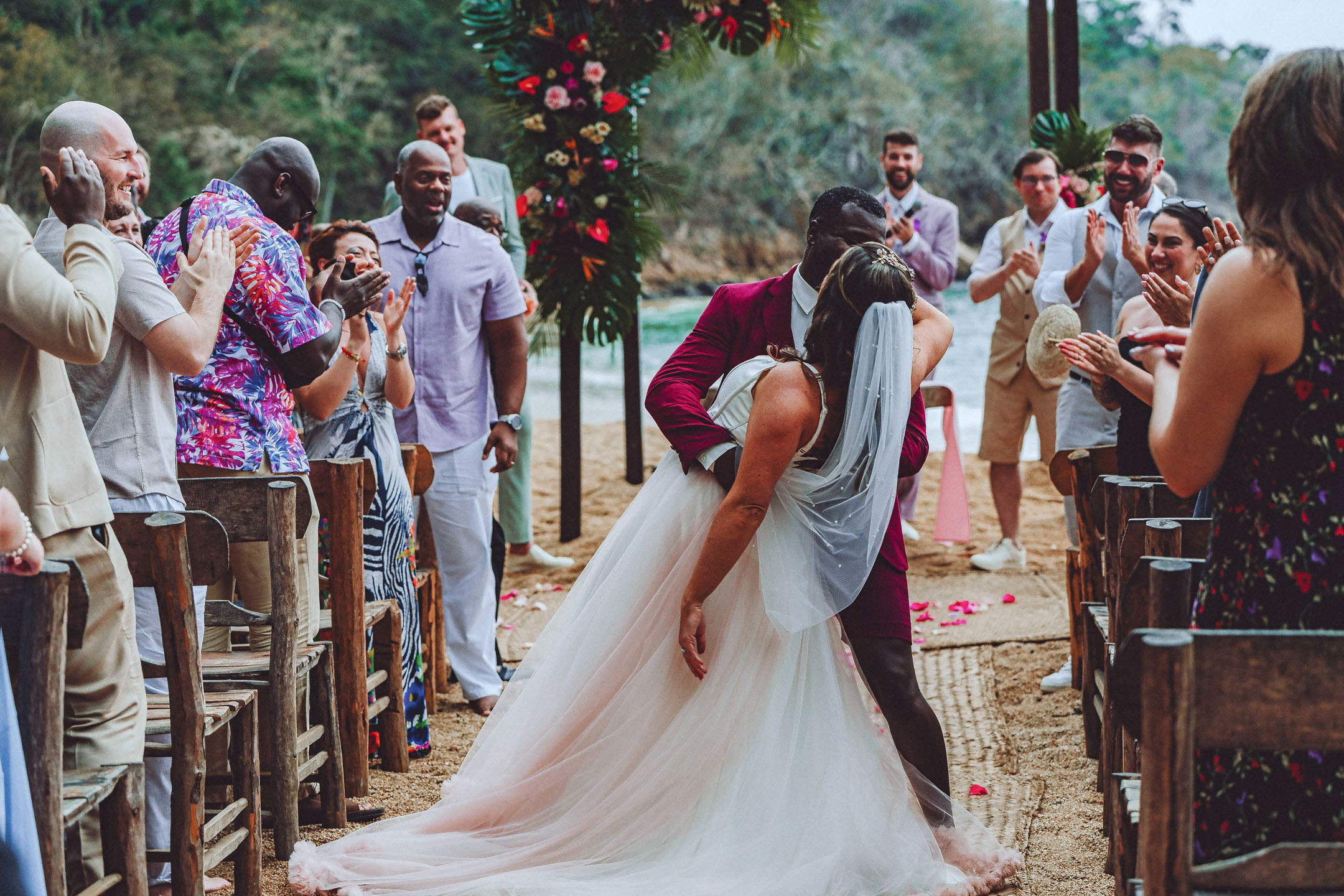 Aimee & Mildford wedding in Puerto Vallarta · México — photo 35