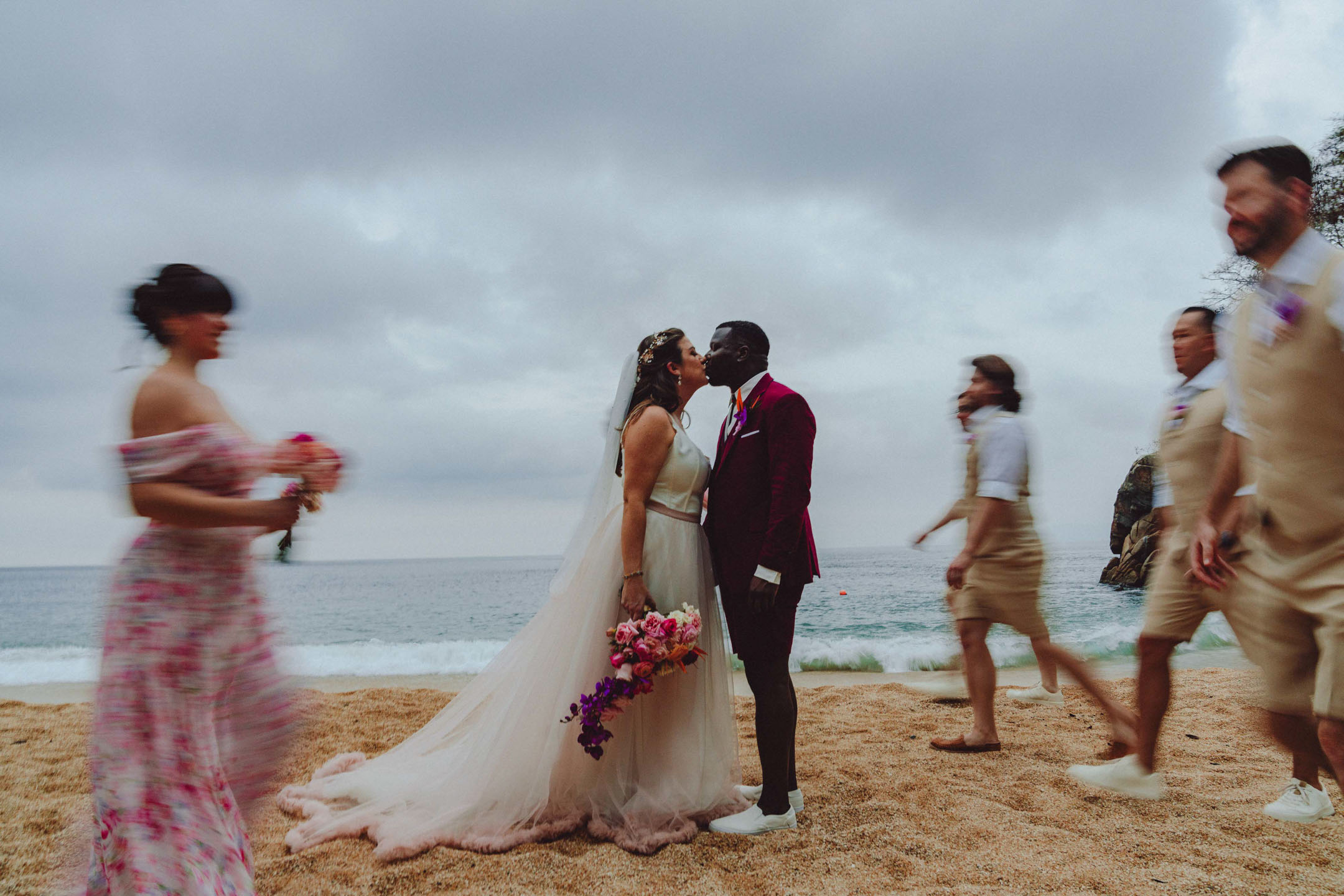 Aimee & Mildford wedding in Puerto Vallarta · México — photo 37