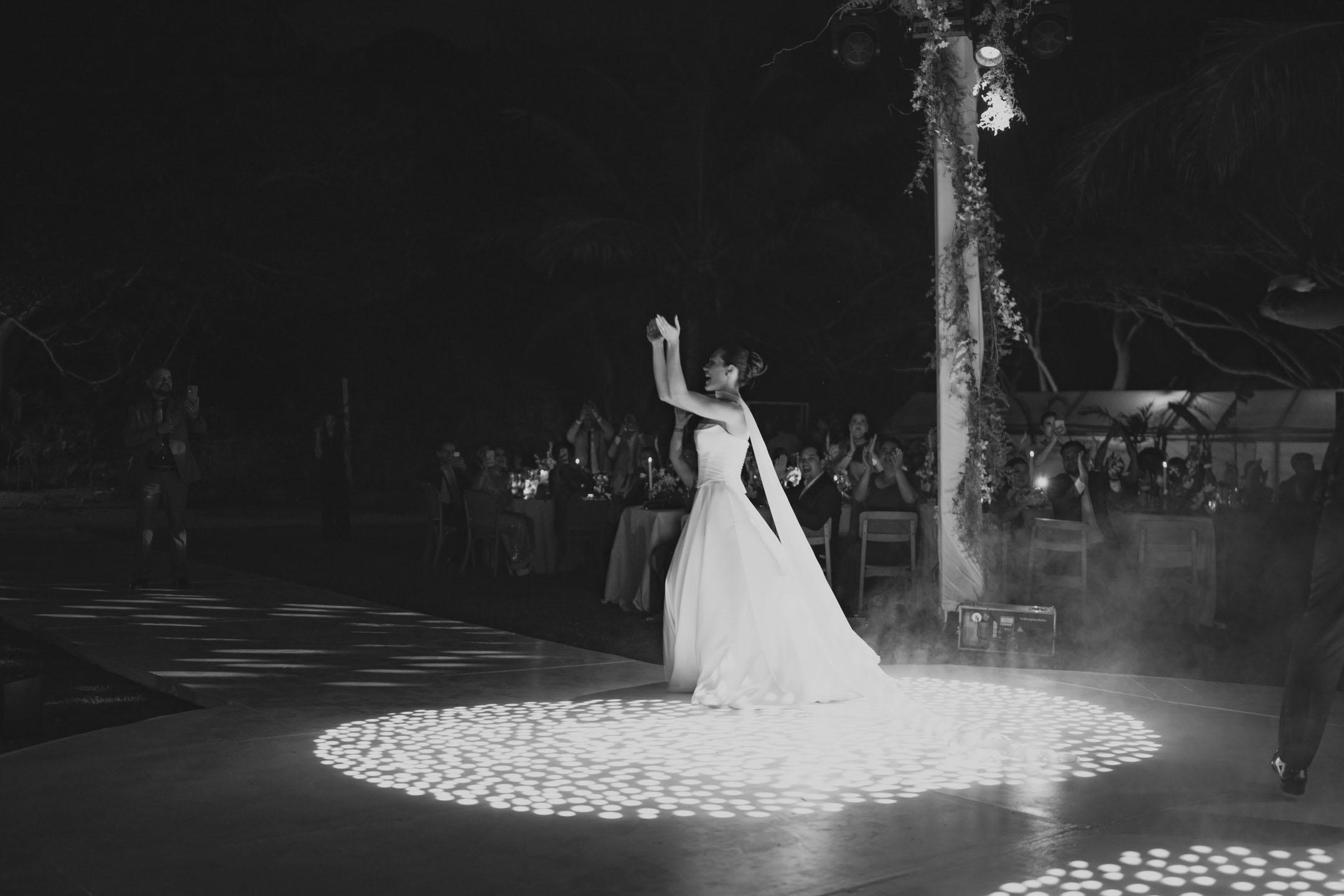 Fernanda & Lino wedding in Puerto Vallarta · México — photo 4